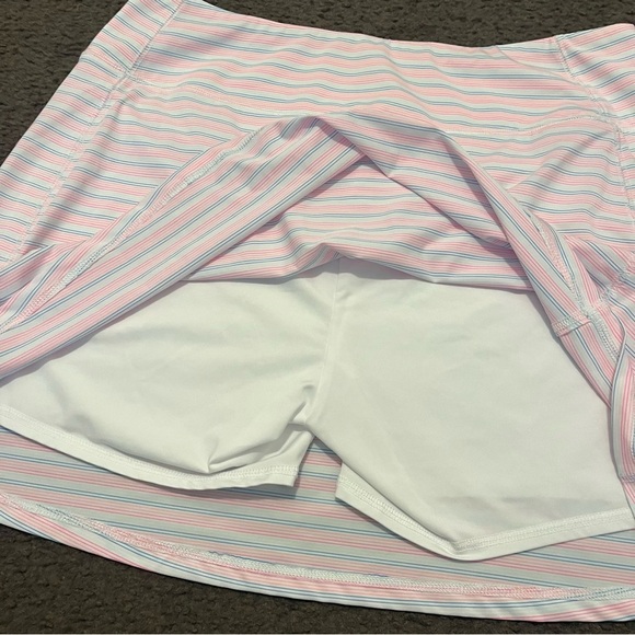 Vineyard Vines Striped Mini Tennis Golf Skort - Picture 7 of 7